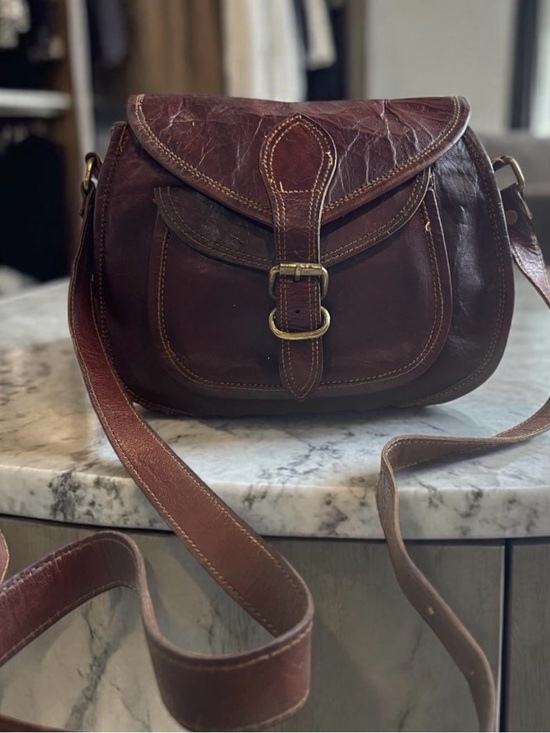 Vintage Handbags - Vintage Chocolate Brown Leather Satchel with Buckle